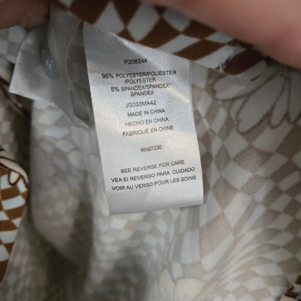 ###Almost Famous Floral Long sleeve Blouse - Picture 4 of 5